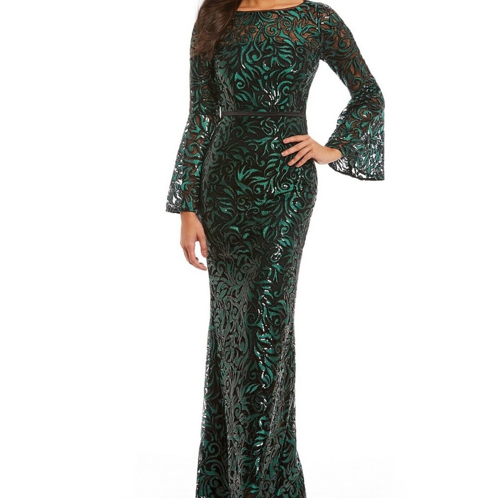 Carmen Marc Valvo Teal Lace Long Sleeve Gown